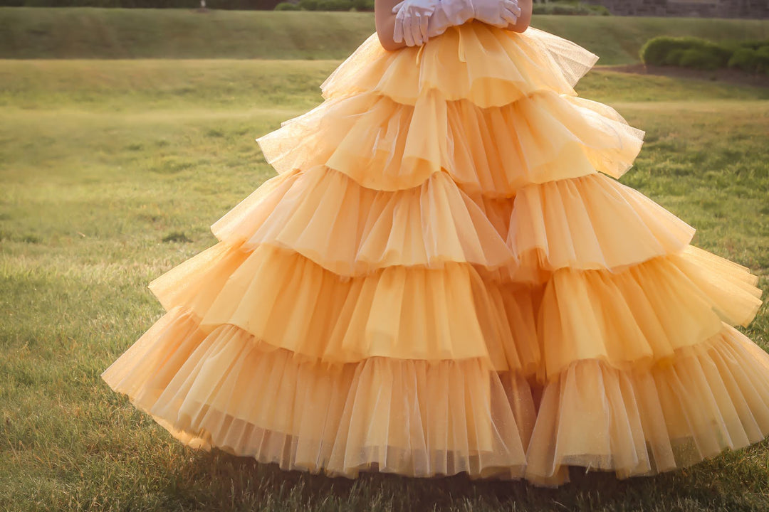 【ゆり】layeredcape dress M Tarik Ediz 98046 Tulle V-Neckline Layered Embellishment